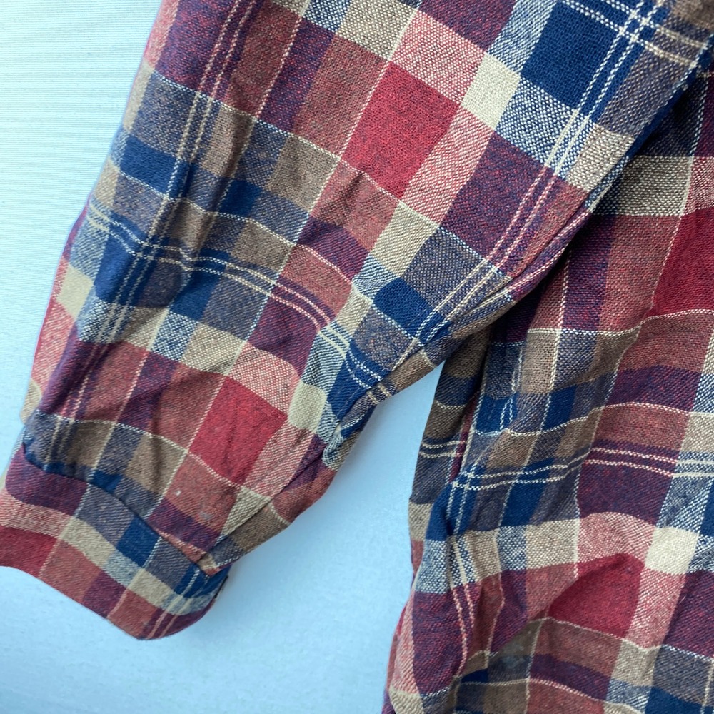 VTG Pendleton Wool Flannel Shirt Mens L Red Plaid Made in USA Long Sleeve Button - Picture 3 of 9